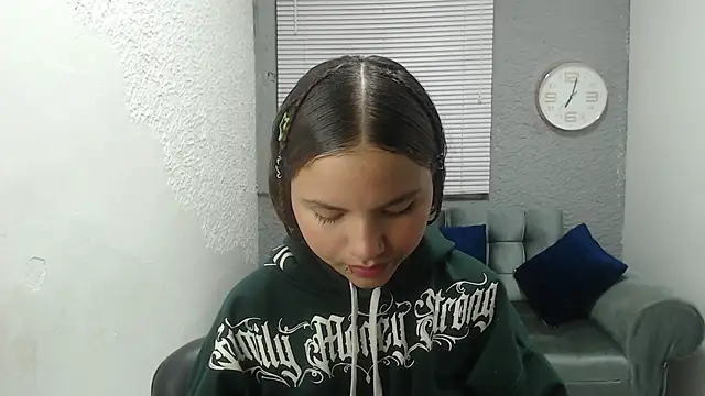 Snapshot of kimmyfuckass chatting on 03-13-26, 12:34 kimmyfuckass online show from 03-13-26, 12:34