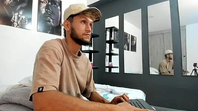 Snapshot of TedyX99 chatting on 03-30-26, 09:10 TedyX99 online show from 03-30-26, 09:10