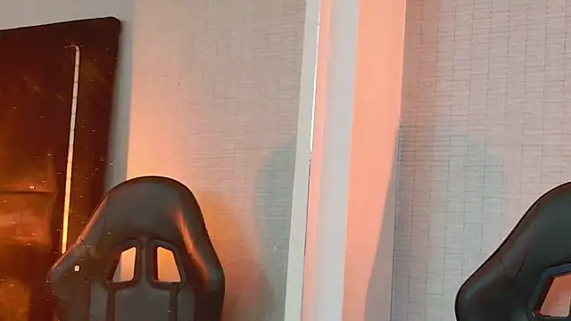 EllaEvanzz online show from 03-24-26, 11:43