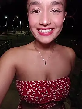 Snapshot of isabella_ferrer99 chatting on 06-03-26, 05:32 isabella ferrer99 online show from 06-03-26, 05:32
