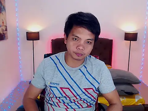 Snapshot of IANhARDfUcker chatting on 03-07-26, 02:41 IANhARDfUcker online show from 03-07-26, 02:41