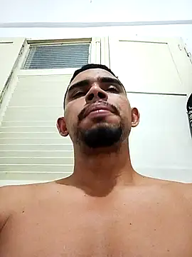 Snapshot of hugoafricano chatting on 03-06-26, 01:24 hugoafricano online show from 03-06-26, 01:24