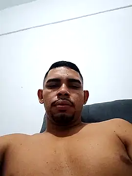 Snapshot of hugoafricano chatting on 03-10-26, 07:02 hugoafricano online show from 03-10-26, 07:02