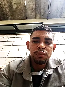 Snapshot of hugoafricano chatting on 03-10-26, 07:08 hugoafricano online show from 03-10-26, 07:08