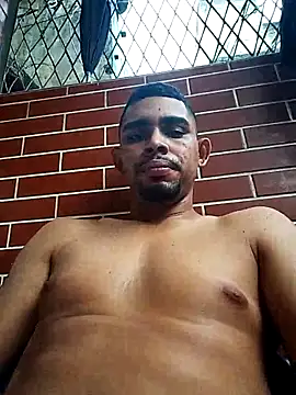 Snapshot of hugoafricano chatting on 03-12-26, 08:26 hugoafricano online show from 03-12-26, 08:26