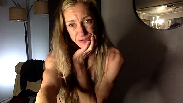 Snapshot of Saigecoach1 chatting on 03-13-26, 04:08 Saigecoach1 online show from 03-13-26, 04:08