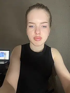 Snapshot of KayShaw chatting on 03-14-26, 06:08 KayShaw online show from 03-14-26, 06:08