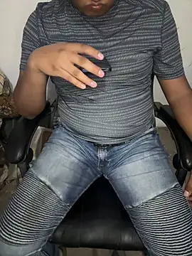 Maquina defuego26 online show from 04-28-26, 07:35