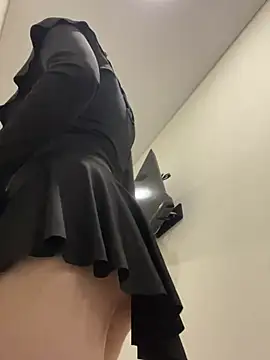 pinkpeachx online show from 04-16-26, 06:41