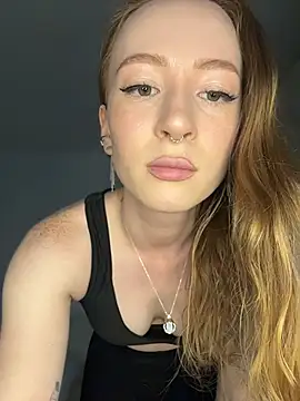 Little Candy 18 online show from 07-30-26, 05:06