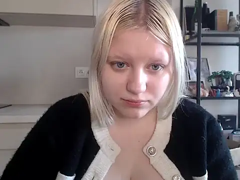 LenaSecret19 online show from 04-29-26, 05:44