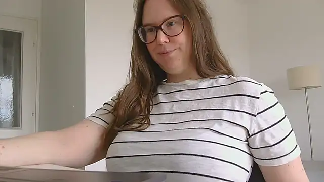 CelineThompson online show from 05-15-26, 11:50