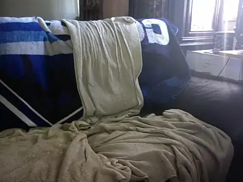 Snapshot of KinkyTOMan chatting on 07-11-26, 11:57 KinkyTOMan online show from 07-11-26, 11:57