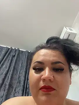 julietalovee online show from 05-19-26, 08:15