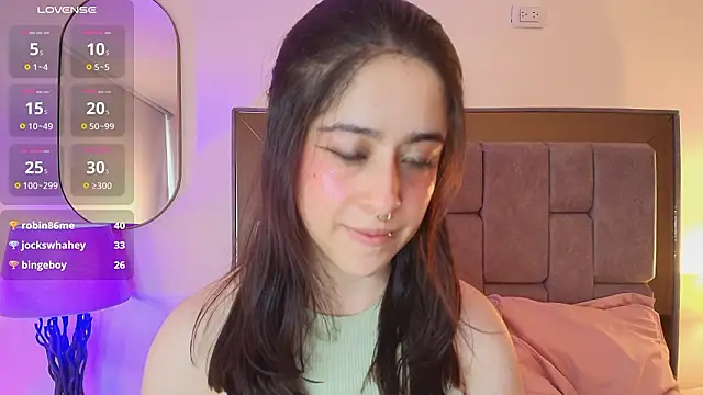 Snapshot of ViolettNova chatting on 03-06-26, 03:41 ViolettNova online show from 03-06-26, 03:41