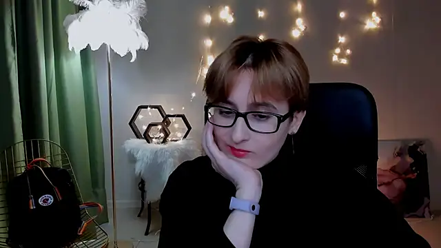 LixeLuna online show from 03-13-26, 06:31