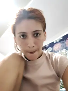 Snapshot of Sasha_Red_ chatting on 03-08-26, 02:26 Sasha Red online show from 03-08-26, 02:26