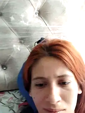 Snapshot of Sasha_Red_ chatting on 03-12-26, 07:31 Sasha Red online show from 03-12-26, 07:31