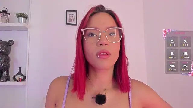 Im Scarlett  online show from 05-07-26, 07:08