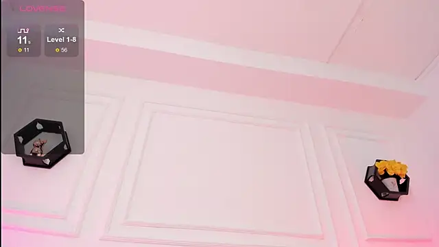 Im Scarlett  online show from 07-23-26, 07:45