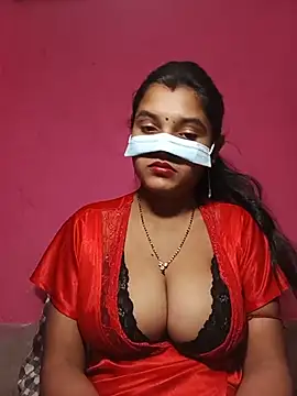 Snapshot of Sexy_Sonniyaa chatting on 06-16-26, 10:07 Sexy Sonniyaa online show from 06-16-26, 10:07