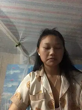 Snapshot of TieuVy99 chatting on 03-16-26, 02:10 TieuVy99 online show from 03-16-26, 02:10