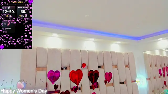 Snapshot of georgina_kloss_ chatting on 03-06-26, 05:42 georgina kloss online show from 03-06-26, 05:42