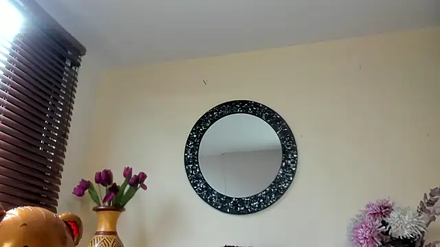 Maye Milf  online show from 03-12-26, 12:55