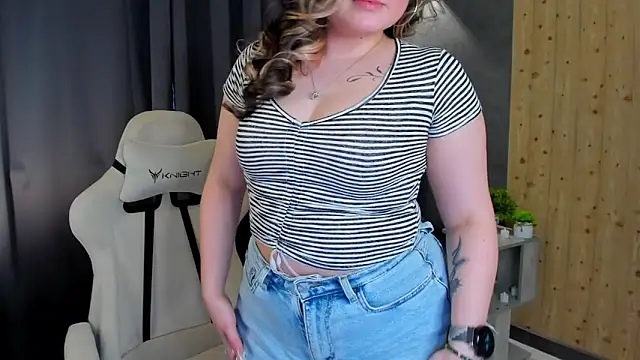 leilawinx online show from 03-10-26, 01:16