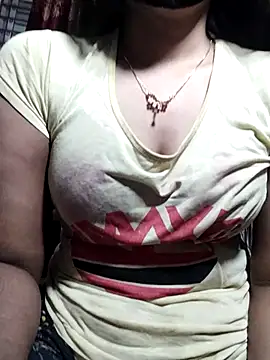 Snapshot of Rupa257 chatting on 03-14-26, 11:54 Rupa257 online show from 03-14-26, 11:54