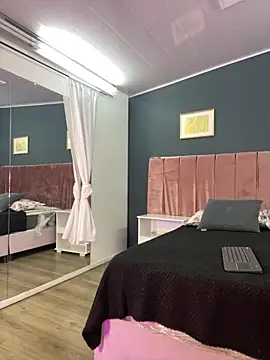 Anahi nora online show from 03-06-26, 05:09