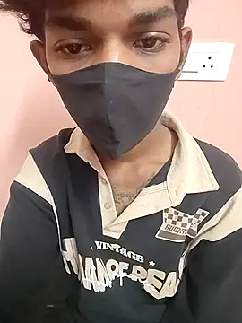 Snapshot of max_the_dick chatting on 03-05-26, 05:42 max the dick online show from 03-05-26, 05:42