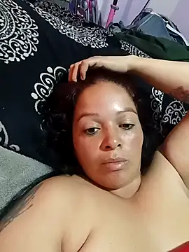 lizcata online show from 04-07-26, 02:06