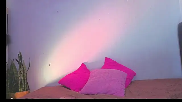 Snapshot of Baker_monroe chatting on 03-26-26, 02:00 Baker monroe online show from 03-26-26, 02:00