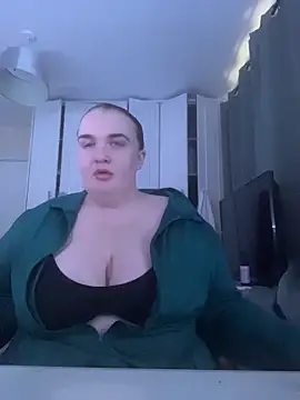 Snapshot of Lexib12xx chatting on 03-09-26, 05:50 Lexib12xx online show from 03-09-26, 05:50