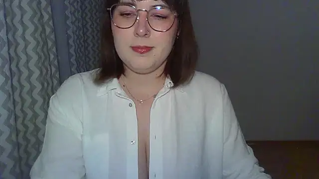 ClaraHard online show from 04-15-26, 05:20