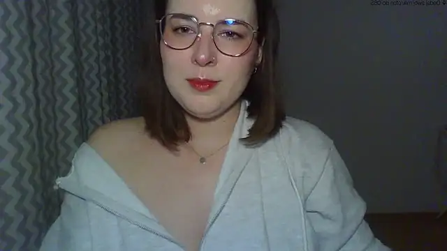 ClaraHard online show from 05-08-26, 08:25