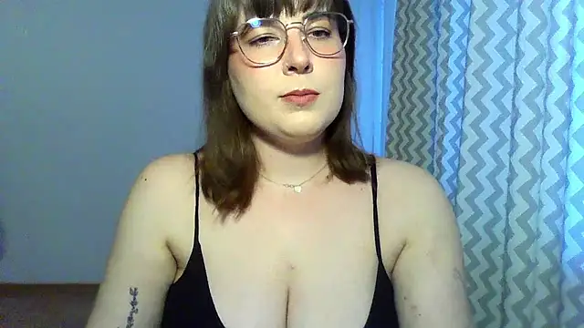 ClaraHard online show from 06-26-26, 06:23