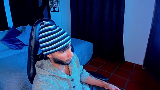 Emmet CollinsJS online show from 06-04-26, 05:57
