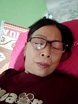Snapshot of Sky-rain98 chatting on 05-13-26, 06:44 Sky-rain98 online show from 05-13-26, 06:44