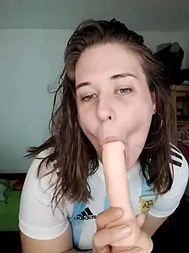 Snapshot of beluve_l chatting on 03-27-26, 04:40 beluve l online show from 03-27-26, 04:40