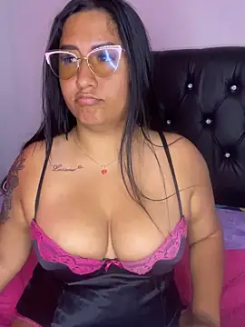 Snapshot of Iam_Ambar chatting on 04-11-26, 11:14 Iam Ambar online show from 04-11-26, 11:14