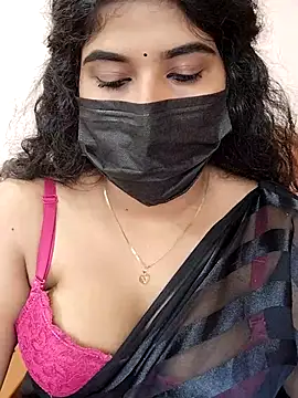 Snapshot of Sunitha28 chatting on 03-07-26, 07:27 Sunitha28 online show from 03-07-26, 07:27