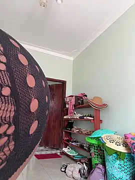 yellowjoy022 online show from 07-11-26, 07:00