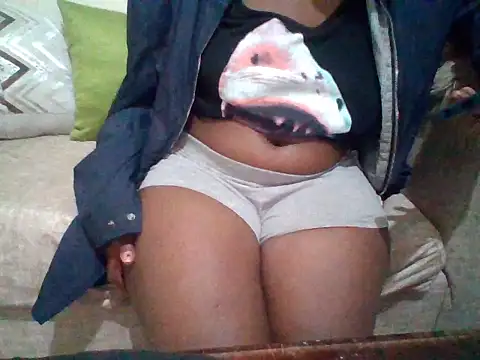 Snapshot of Sexyaryaa chatting on 05-15-26, 12:06 Sexyaryaa online show from 05-15-26, 12:06