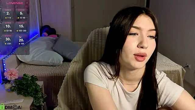 Sugar Kitten12 online show from 06-17-26, 01:30