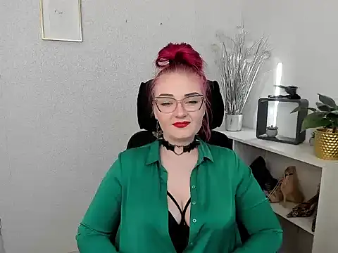 Snapshot of redkissruby chatting on 03-10-26, 01:38 redkissruby online show from 03-10-26, 01:38