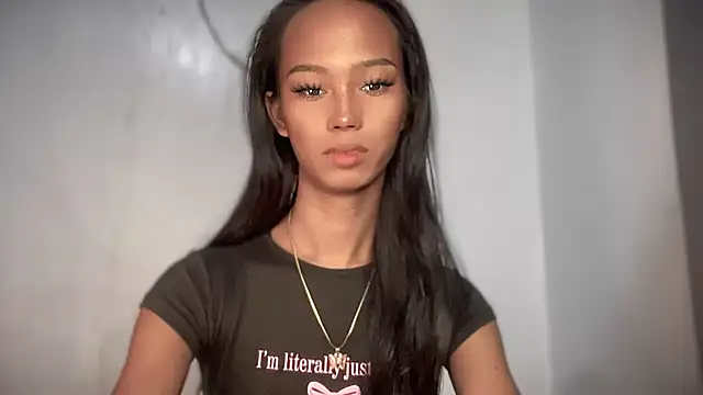 Snapshot of Sunkissed_seductress chatting on 03-11-26, 11:55 Sunkissed seductress online show from 03-11-26, 11:55