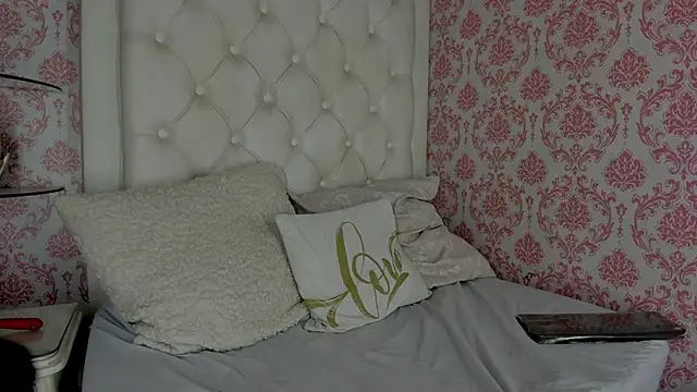 Snapshot of CYNTHIA_DANIELS chatting on 04-04-26, 07:22 CYNTHIA DANIELS online show from 04-04-26, 07:22