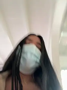 Velvetrosee  online show from 03-18-26, 02:53